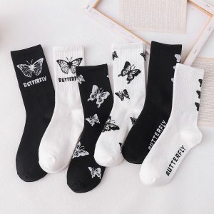 BUTTERFLY Letter Ankle Socks - Modakawa Modakawa